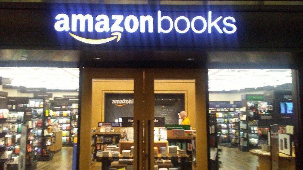 Amazon’s Blended Bookstore –  Brick & Mortar Meets Online as Amazon Keeps Pioneering